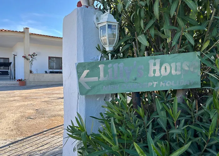 Villa Lilly's House